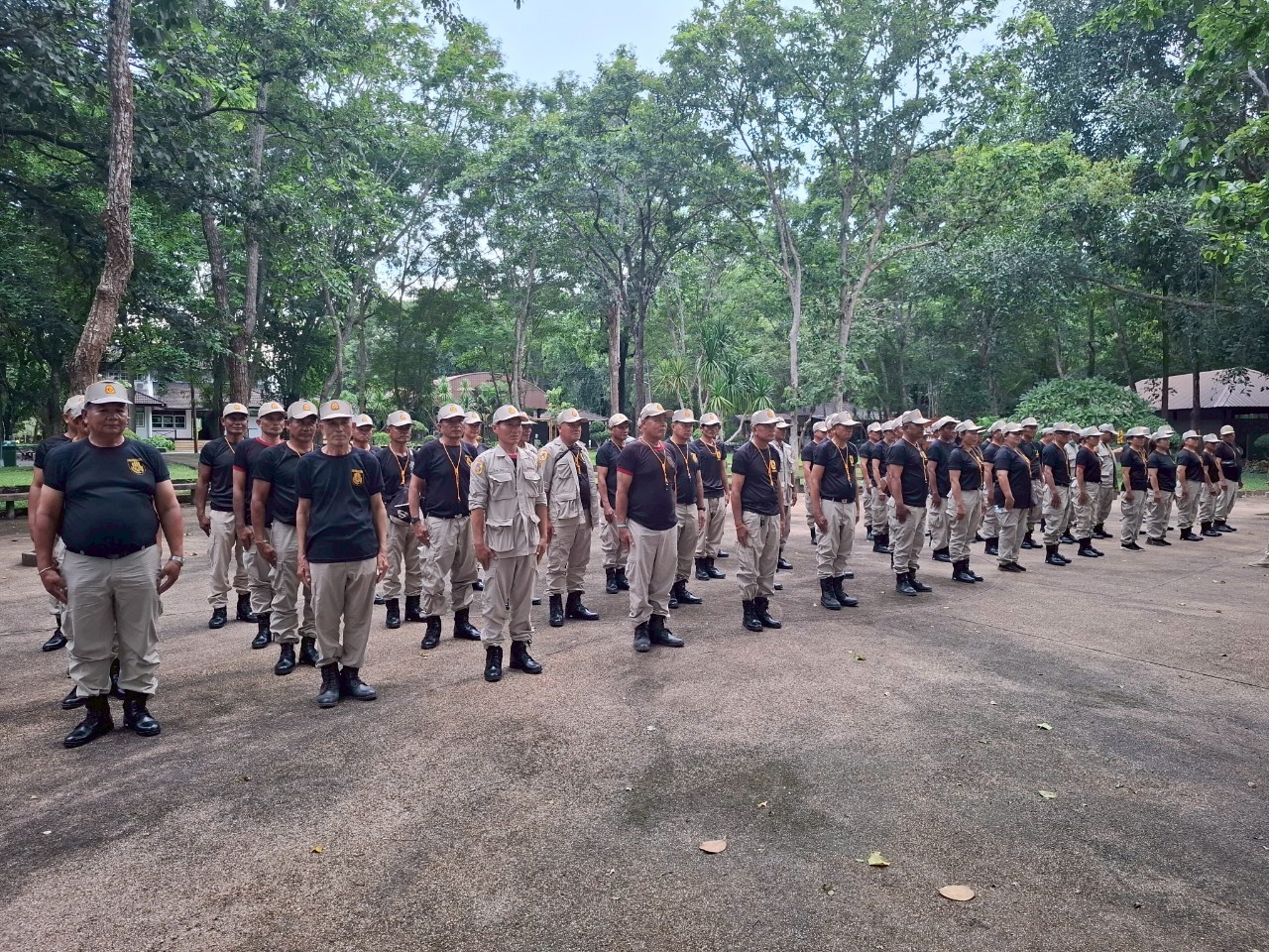 LINE_ALBUM_ทบทวน อปพร. 68_250813_123_397.jpg